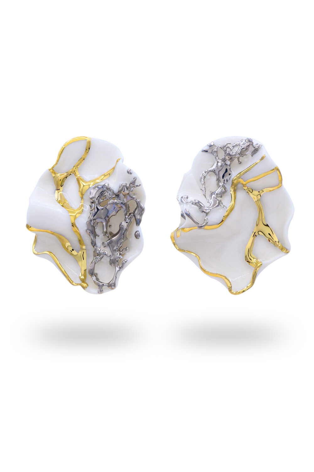 Kintsugi - 金継ぎ Platinum Reverie - dianacojocaru.art